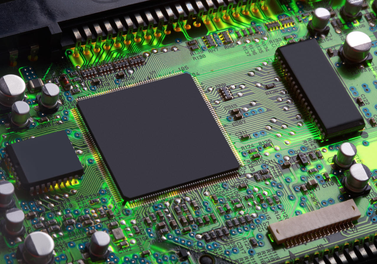 回收博通以太網(wǎng)IC，安森美IGBT模塊，賽靈思FPGA芯片，Microchip傳感器