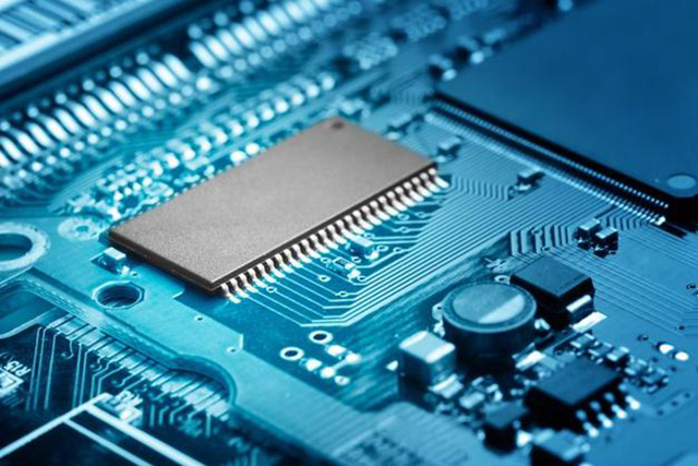 回收瑞薩特定應(yīng)用時鐘：PCI Express 時鐘、處理器時鐘、實時時鐘